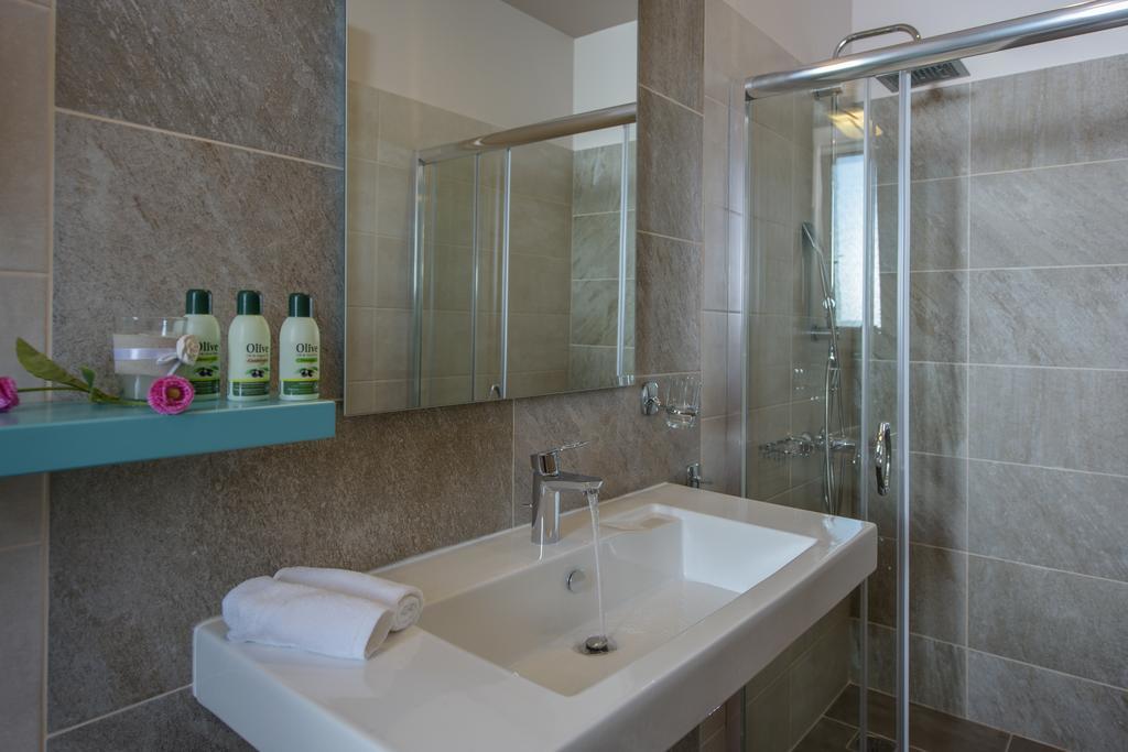 Koukos Villas 斯塔罗斯 客房 照片