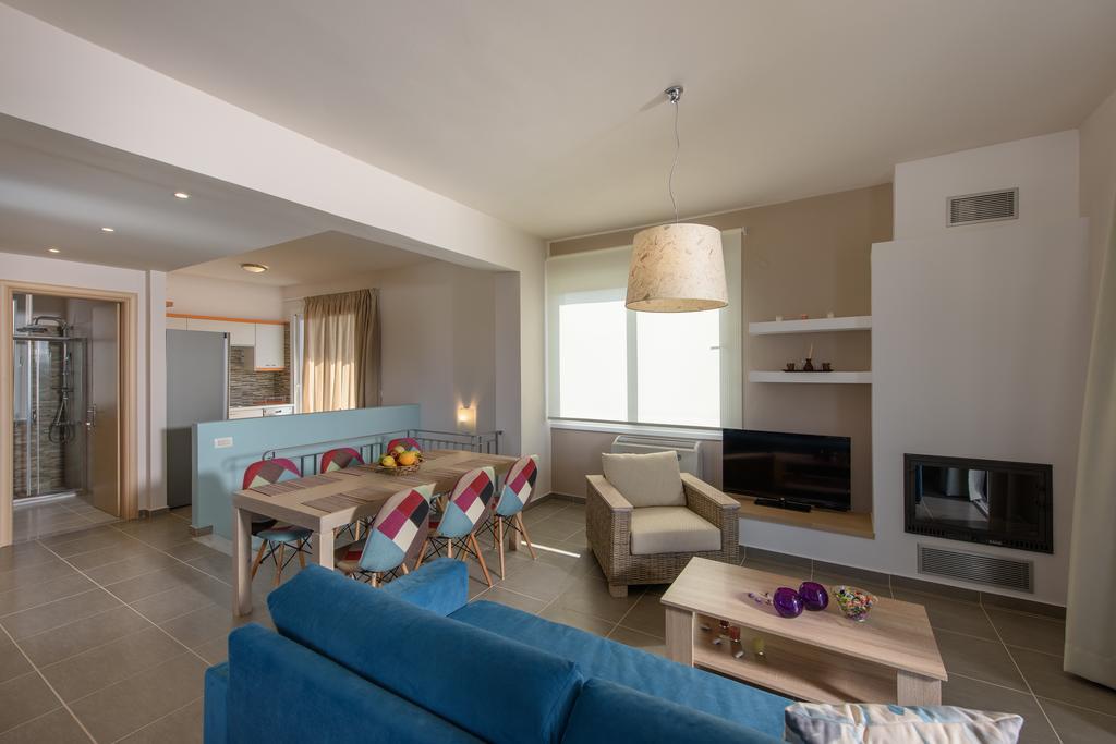 Koukos Villas 斯塔罗斯 客房 照片