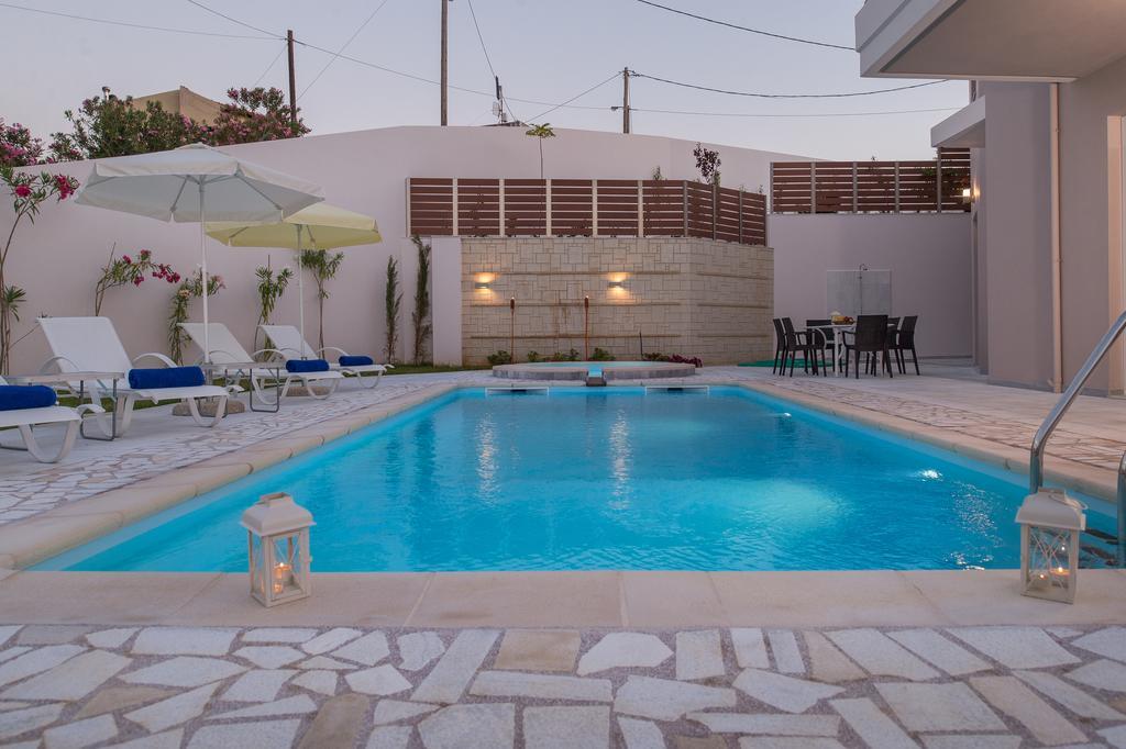 Koukos Villas 斯塔罗斯 客房 照片