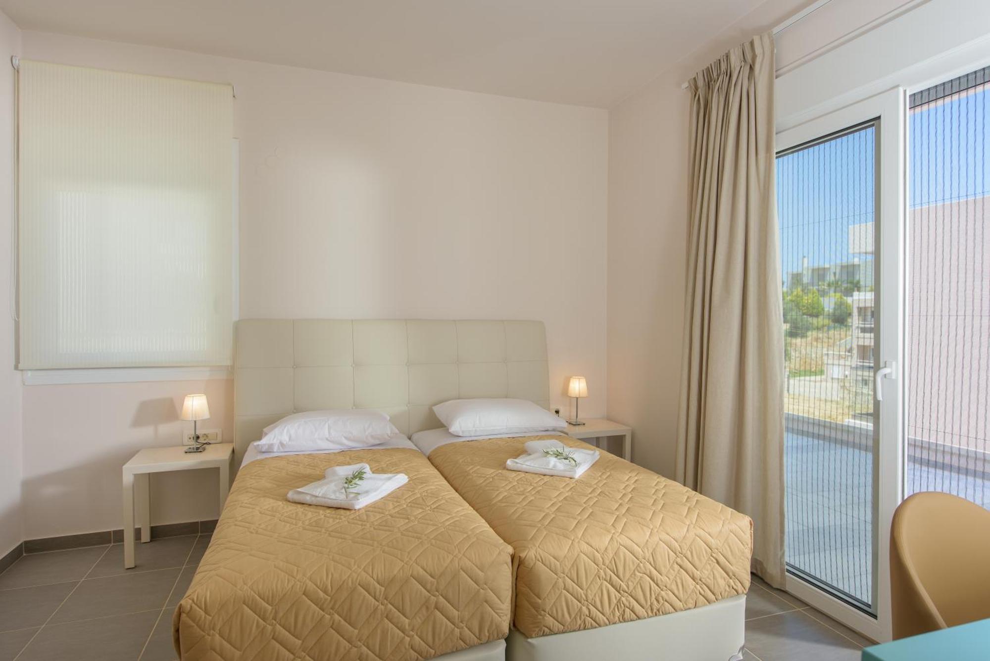 Koukos Villas 斯塔罗斯 客房 照片
